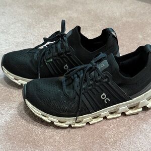 On Running Women’s Black Running Shoes